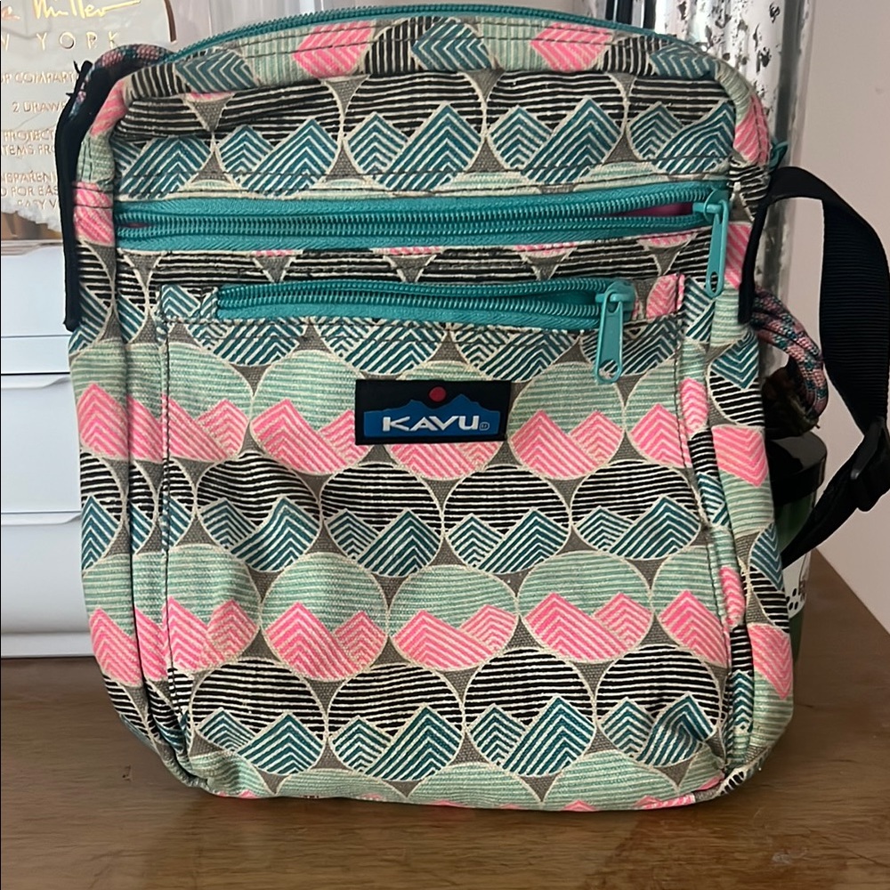 Kavu Crossbody Bag with Pink and Green Geometric Design